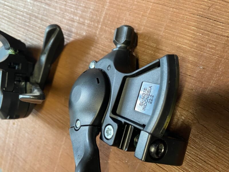 SHIFTER SHIMANO 3X8 SL-M315