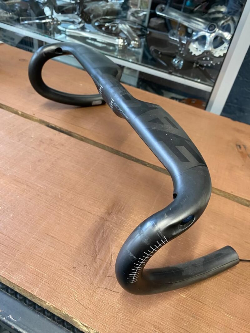 MANUBRIO EASTON EC70AERO 40CM CARBON