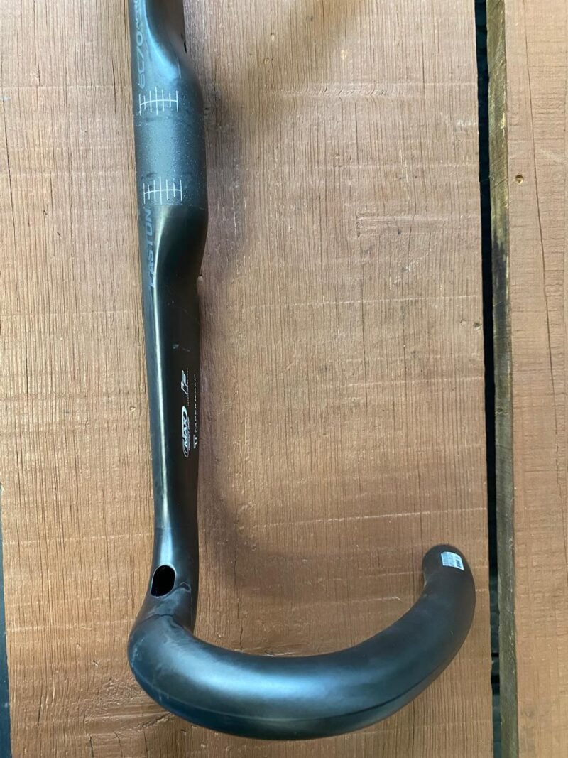 MANUBRIO EASTON EC70AERO 40CM CARBON