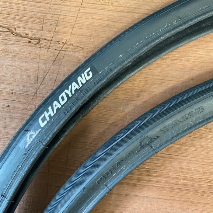 LLANTA CHAO YANG 700X28