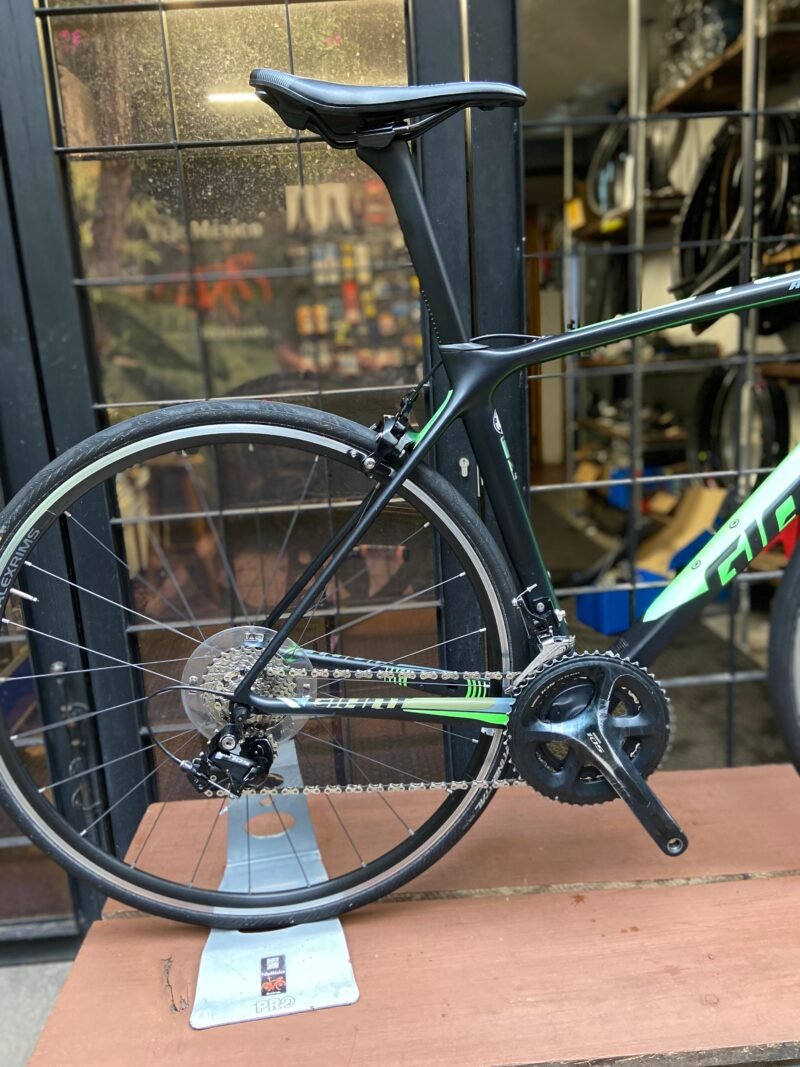 BICI GIANT TCR ADVANCED M CARBON
